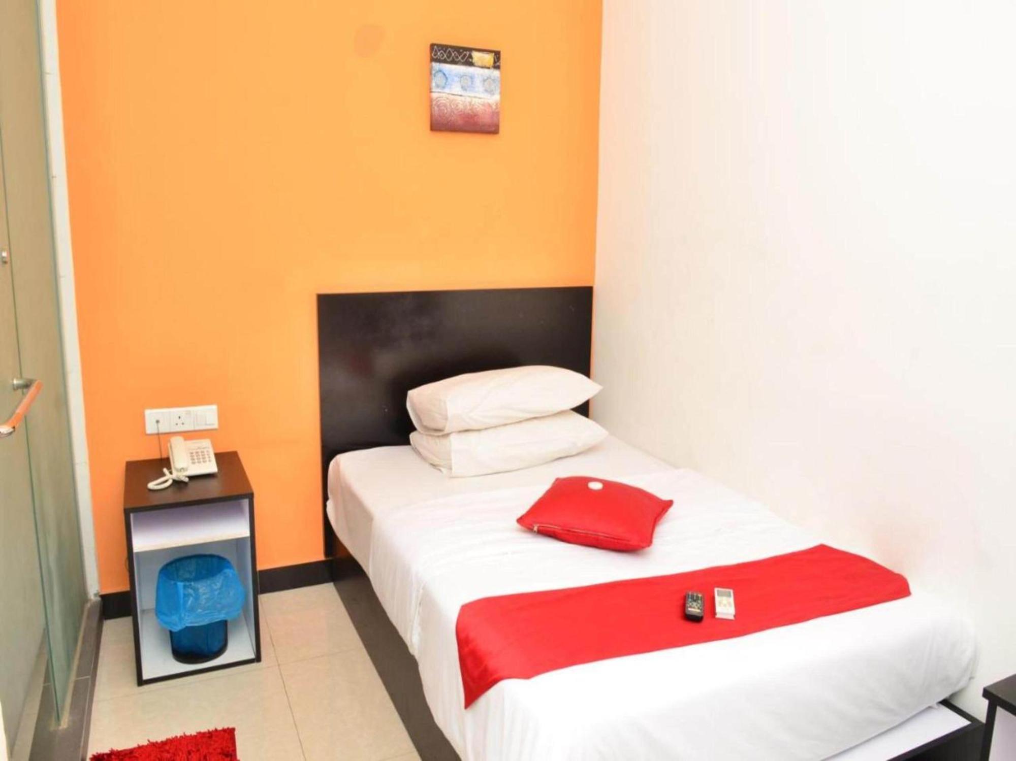Oyo 91087 Hotel Dspark Port Klang Exteriér fotografie